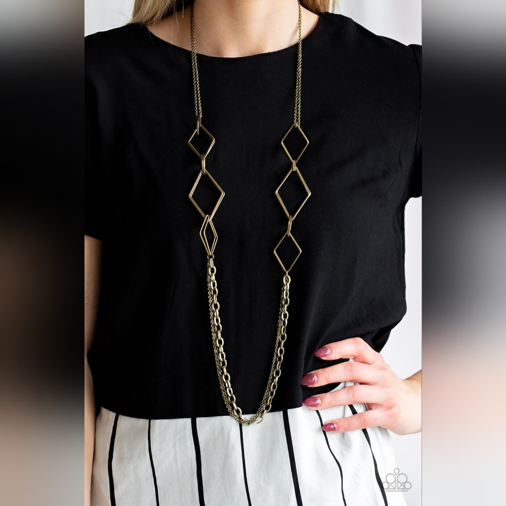 Fashion Fave Necklace - Picture 1 of 3